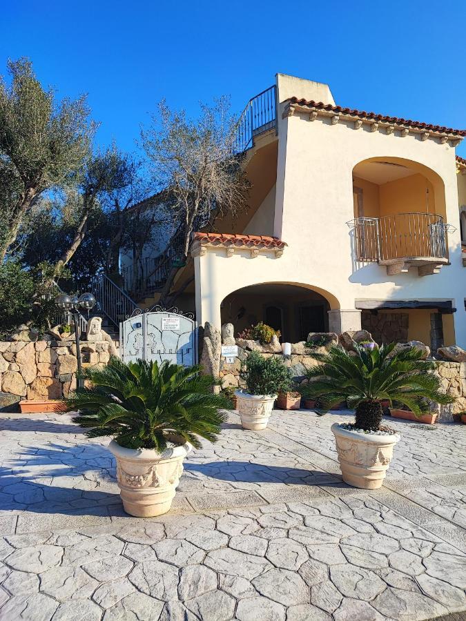 Antica Isola Bed and Breakfast Olbia Exteriör bild