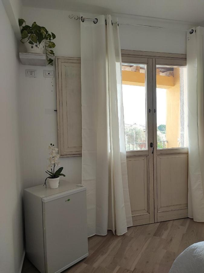 Antica Isola Bed and Breakfast Olbia Exteriör bild