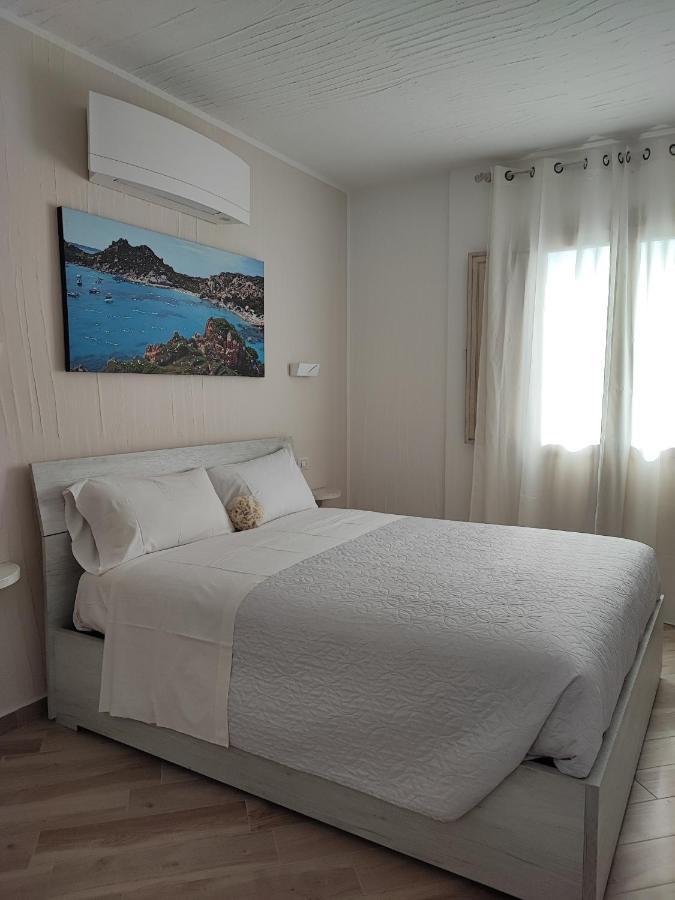 Antica Isola Bed and Breakfast Olbia Exteriör bild