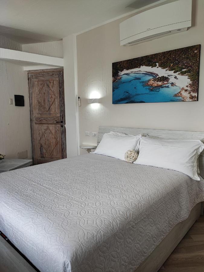 Antica Isola Bed and Breakfast Olbia Exteriör bild