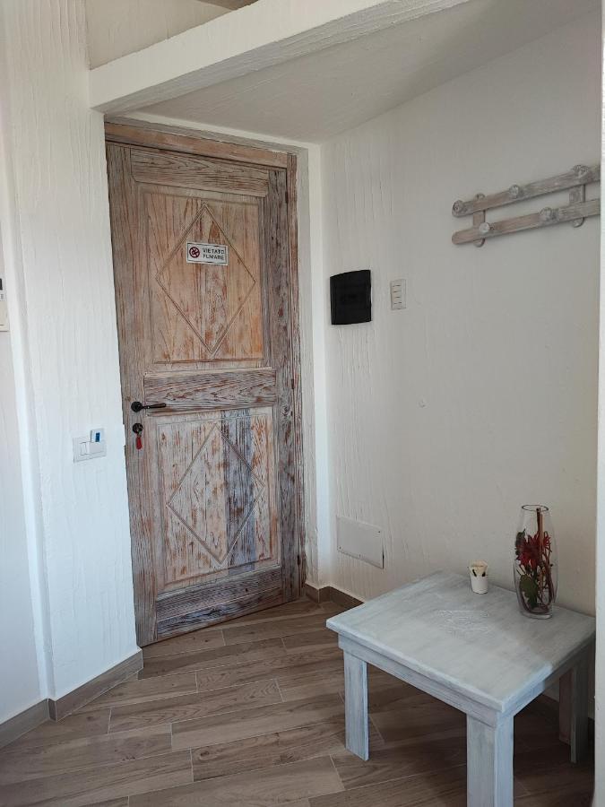 Antica Isola Bed and Breakfast Olbia Exteriör bild