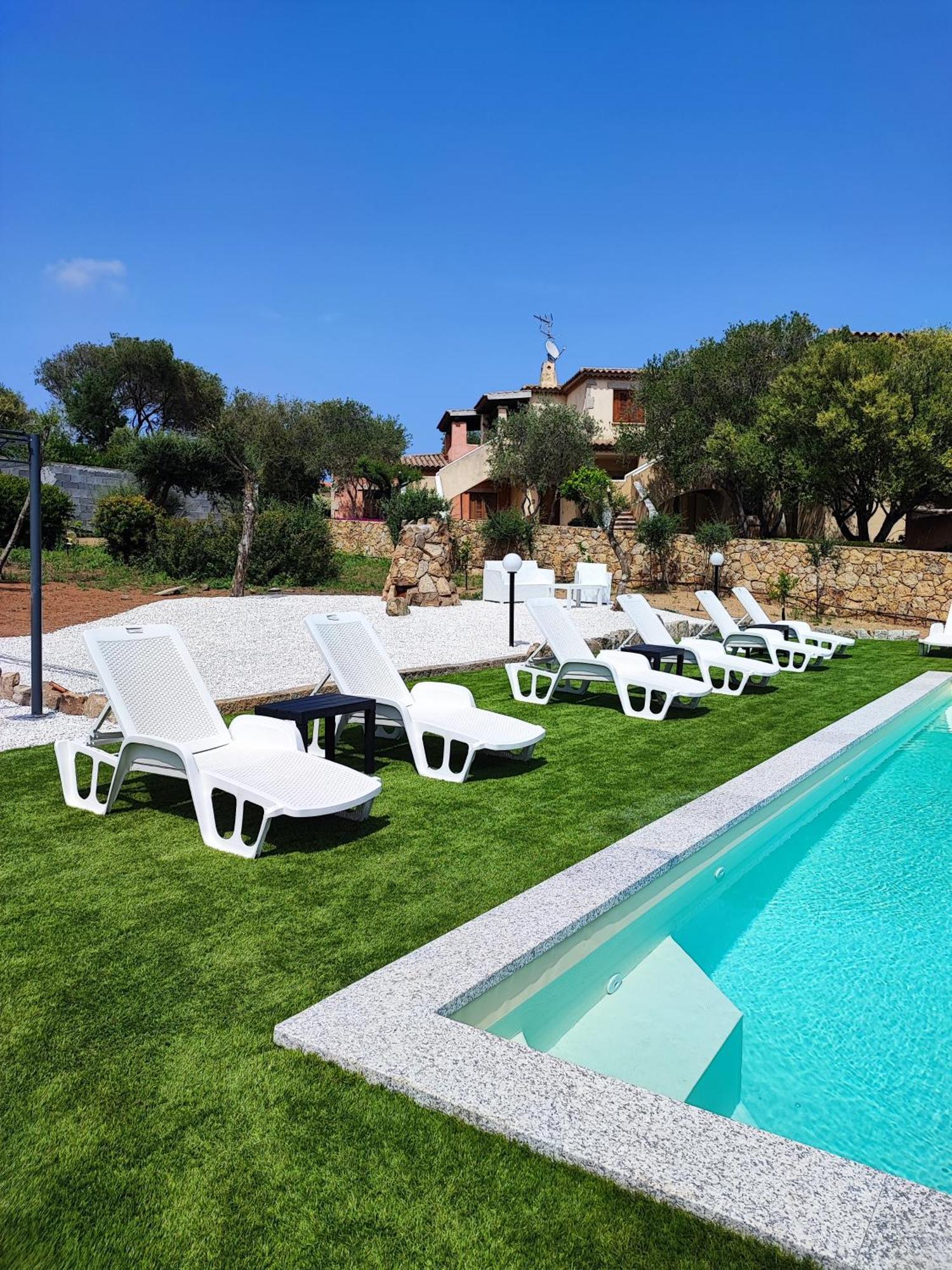 Antica Isola Bed and Breakfast Olbia Exteriör bild