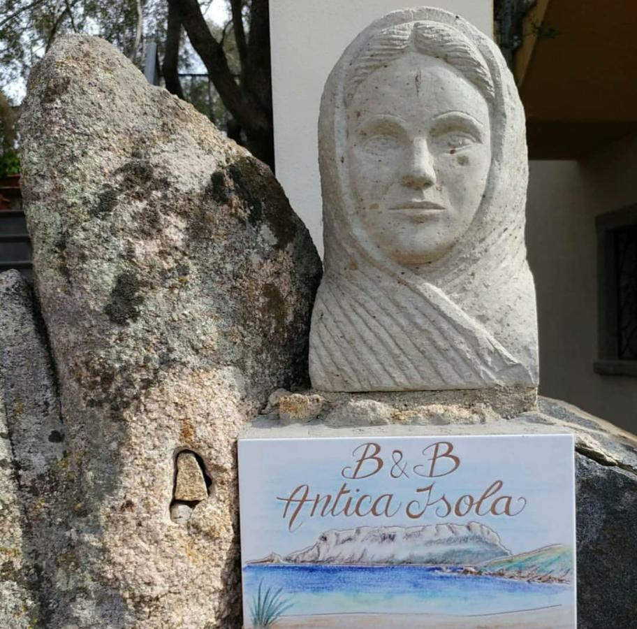 Antica Isola Bed and Breakfast Olbia Exteriör bild