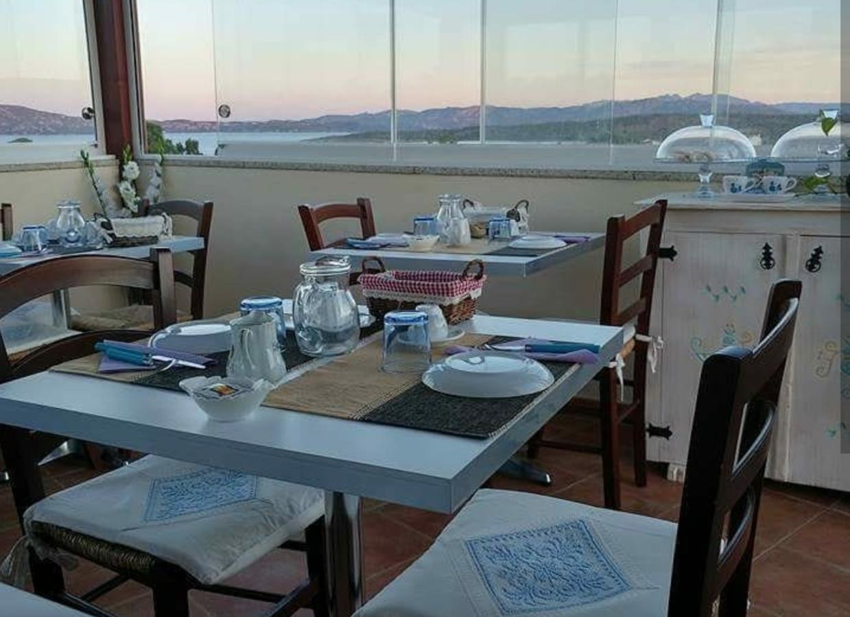 Antica Isola Bed and Breakfast Olbia Exteriör bild